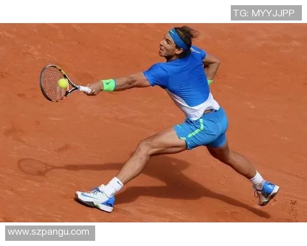 南京网球队边路渗透战术解析与实战应用探讨